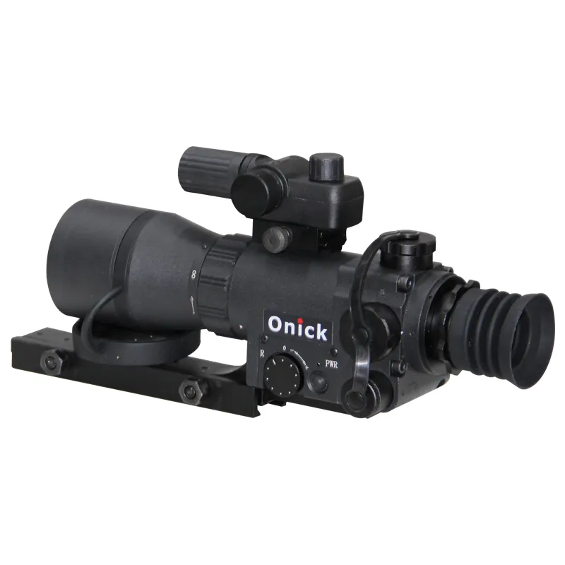 Alcance de visión nocturna CS-55